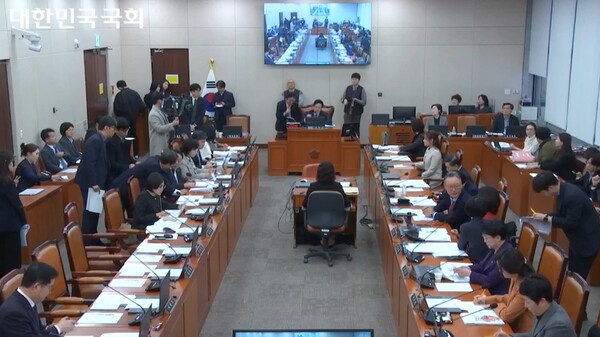 88cc56562c743a3a9304ef69359634dd_1762991863_1995.jpg 88cc56562c743a3a9304ef69359634dd_1762991863_1995.jpg